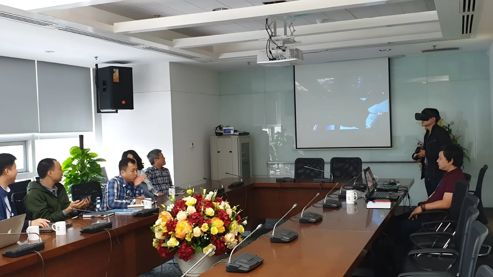 Giới thiệu công nghệ VR vào thì sát hạch nâng giữ, bậc nghề tại EVN - 2019